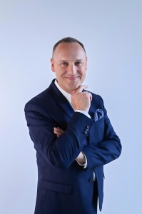 ROBERT CEZARY KASPEREK